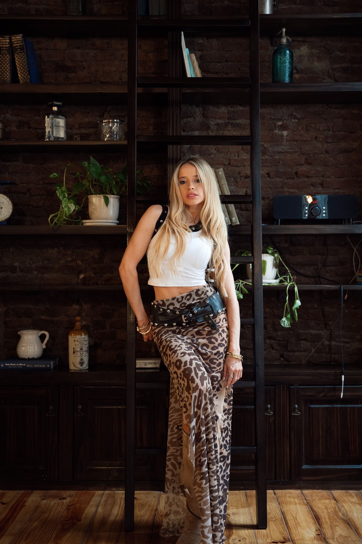 Top crop de lycra algodón con ojetillos Savage – Studio MB