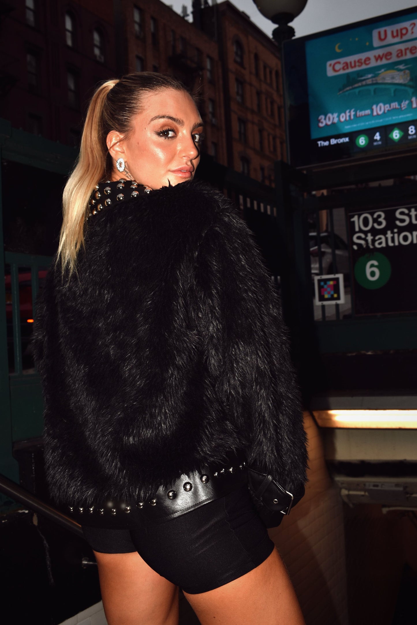 Chaqueta piel by Cate Ceccarelli