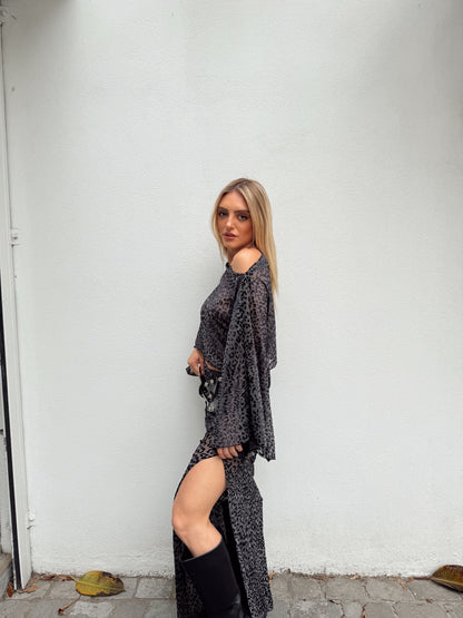 Top capa animal print black malla by Cate Ceccarelli