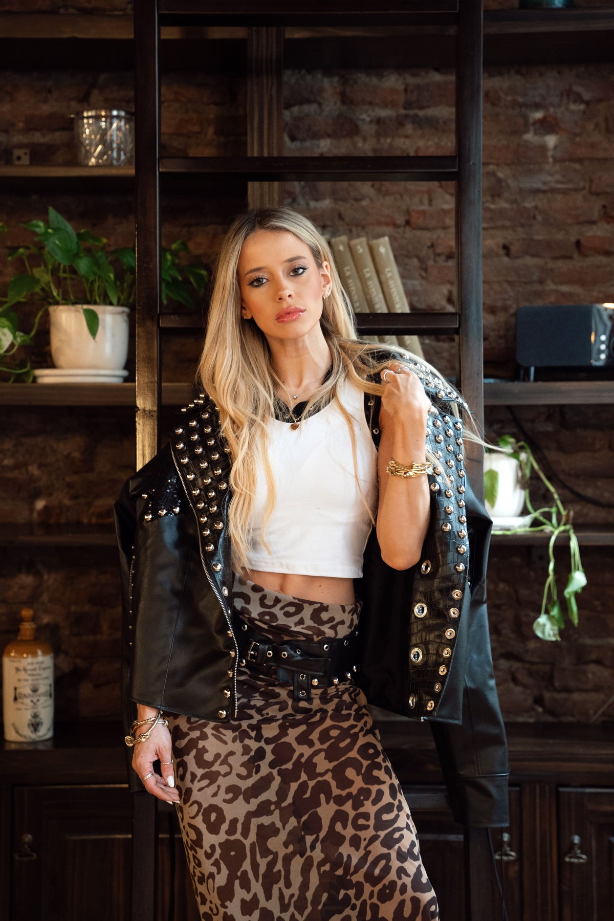 Top crop de lycra algodón con ojetillos Savage – Studio MB