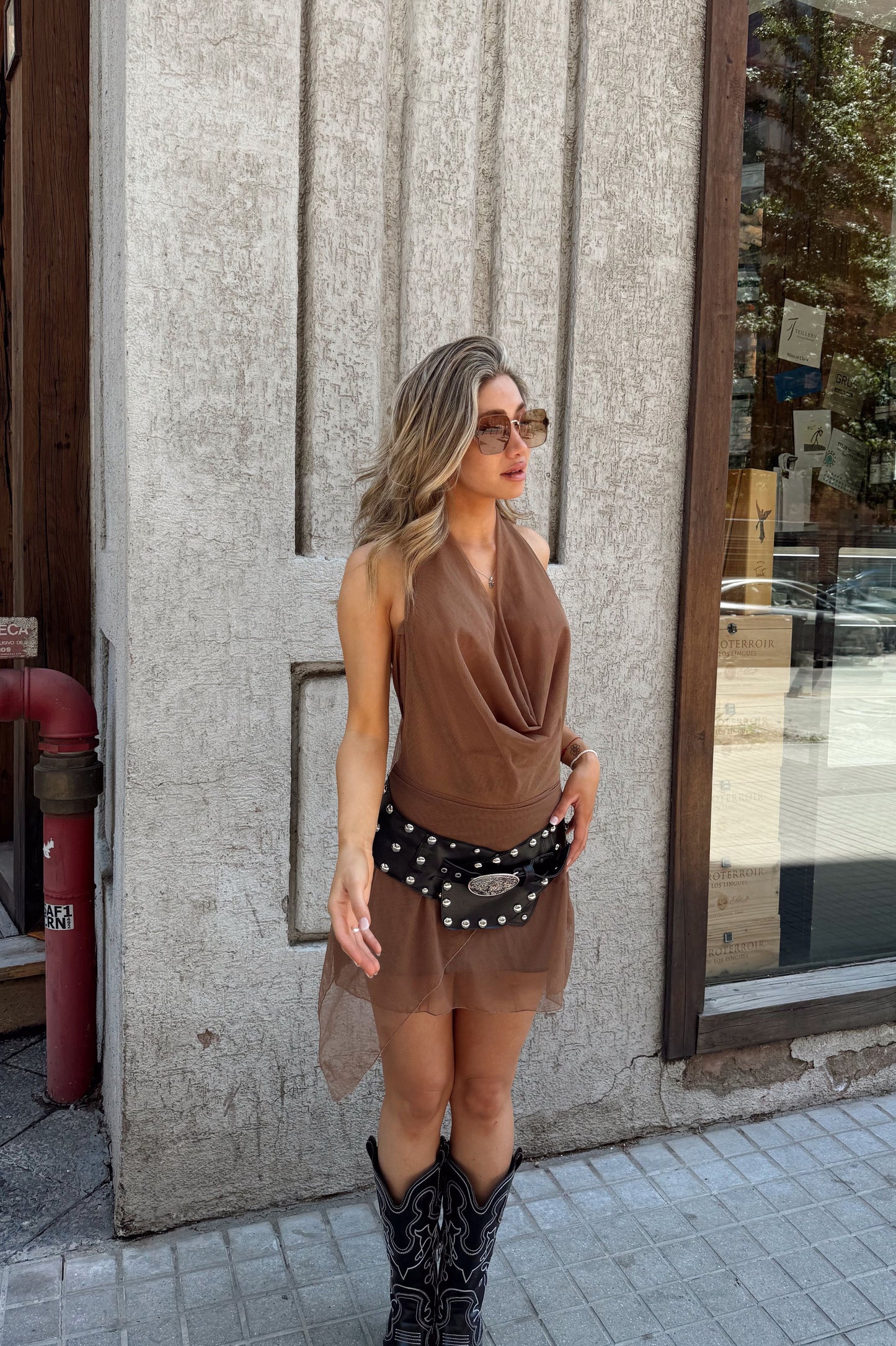 Vestido drapeado malla (incluye cinturón hebilla redonda)