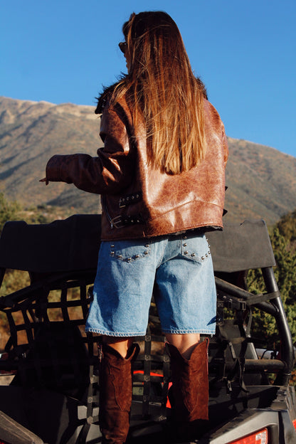 Bermuda Cowgirl Texas (LIMITED EDITION)